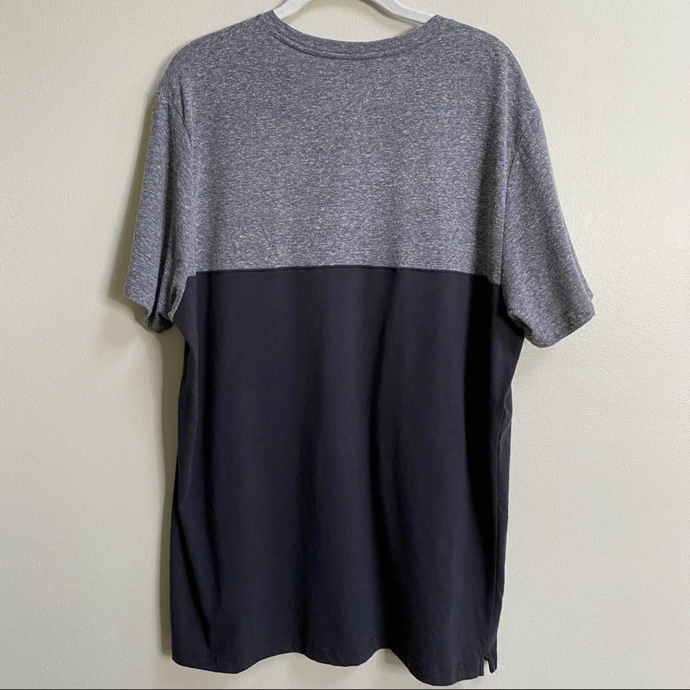 Men's Levi's Heather Grey & Black Single Pocket Henley T-Shirt Size XL